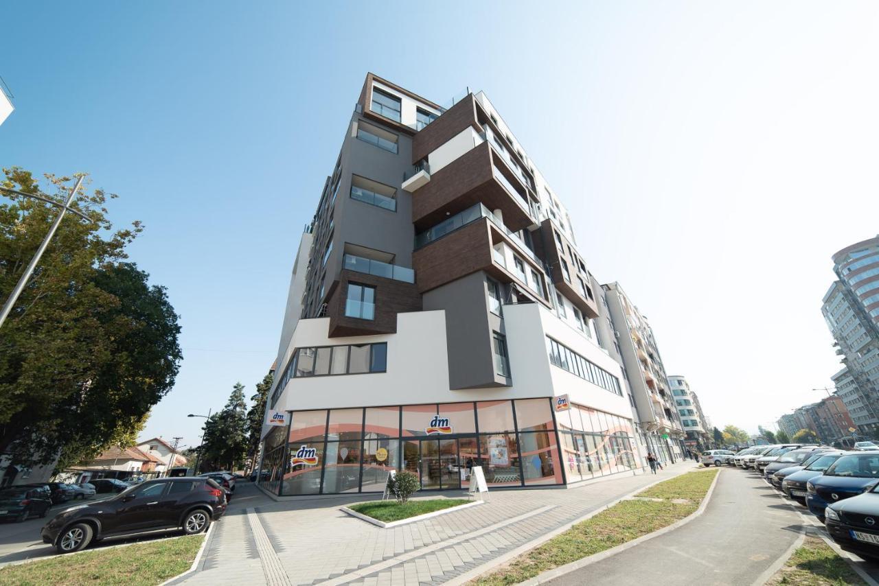 Central House Apartment Novi Sad Bagian luar foto